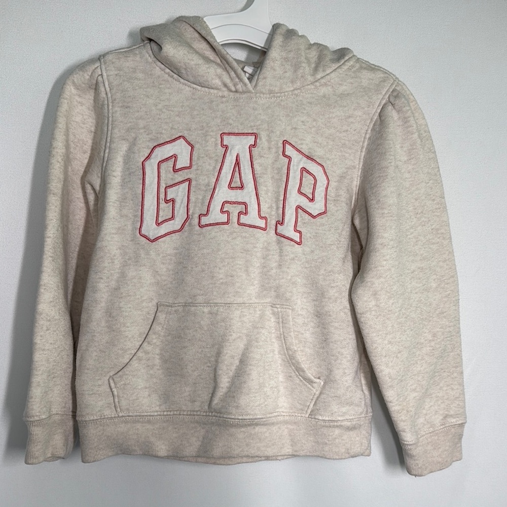💜3/$15 GAP Kids Cream Hoodie - 5T